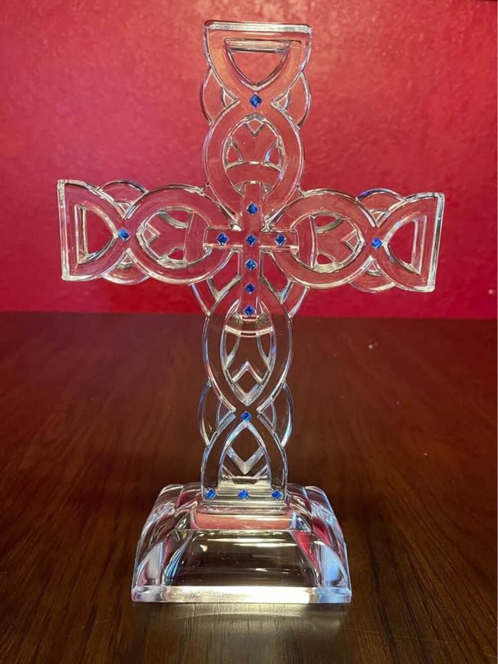 Vintage Royal Limited 24% lead crystal standing Celtic Cross